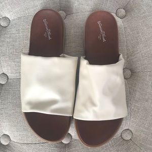 Universal Thread | Slide Sandals